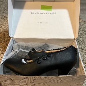 New in box Chase + Chloe Mina Pumps